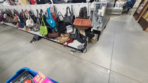 Non-Profit Organization «Kennewick Goodwill», reviews and photos