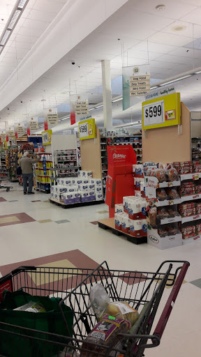 Grocery Store «Stop & Shop», reviews and photos, 1135 Farmington Ave, Berlin, CT 06037, USA