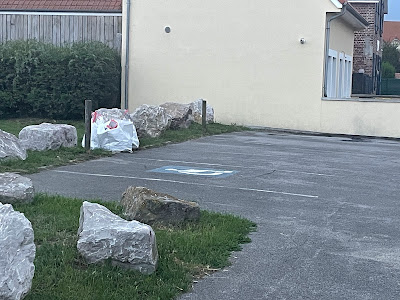 PARKING VOLTING DE LA RÉPUBLIQUE à Berck