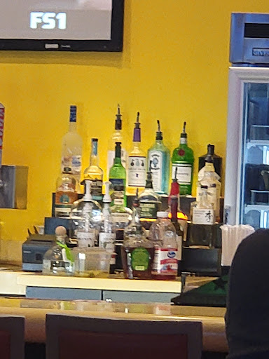 Shopping Mall «Oakdale Village Shopping Center», reviews and photos, 8301 3rd St N, St Paul, MN 55128, USA