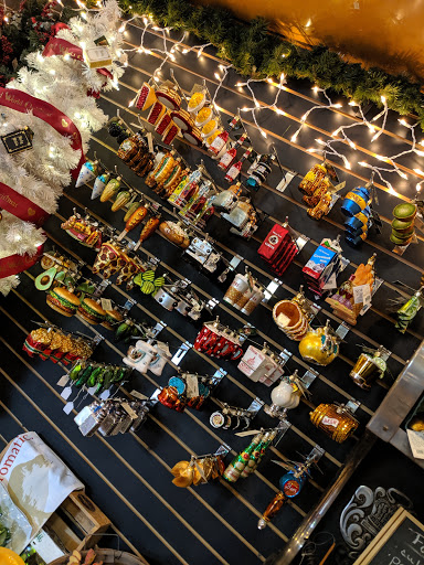 Gift Shop «Sleighbells Of Sherwood (Seasonal Business Open July1-December 23)», reviews and photos, 23855 SW 195th Pl, Sherwood, OR 97140, USA