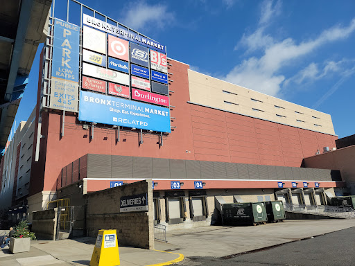 Shopping Mall «Bronx Terminal Market», reviews and photos, 610 Exterior Street, Bronx, NY 10451, USA