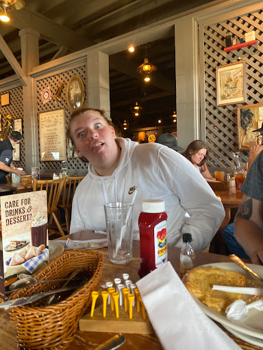 American Restaurant «Cracker Barrel Old Country Store», reviews and photos, 228 Mall Blvd, Bloomsburg, PA 17815, USA