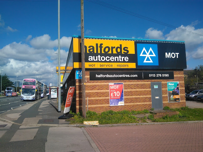 Comments and reviews of Halfords Autocentre Leeds (Low Road)