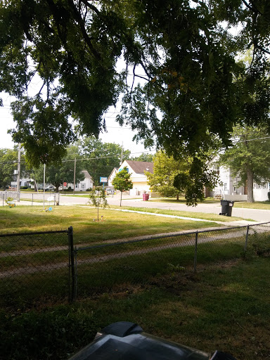 Liquor Store «Kings Corner Market», reviews and photos, 701 N Washington St, Owosso, MI 48867, USA