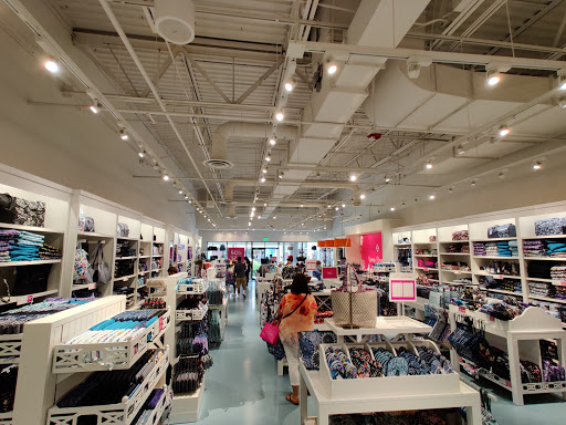 Shopping Mall «Clinton Crossing Premium Outlets», reviews and photos, 20 Killingworth Turnpike, Clinton, CT 06413, USA