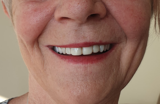 Comments and reviews of Trudental denture clinic - Implant and cosmetic denture clinic