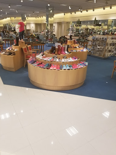 Department Store «Von Maur», reviews and photos, 4000 North Point Cir, Alpharetta, GA 30022, USA