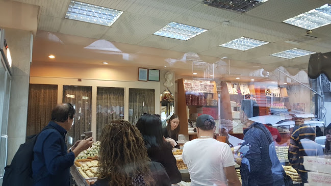 קונדיטורית המזרח טלפון