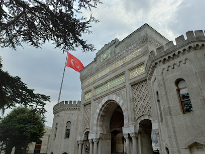 İstanbul Üniversitesi Hukuk Fakültesi