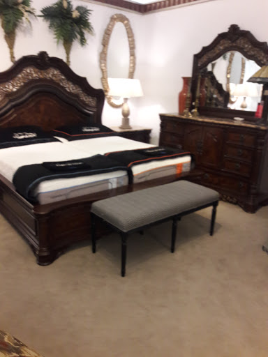 Furniture Store «Rooms To Go & Rooms To Go Kids Furniture Store - Dadeland (Miami)», reviews and photos, 7360 N Kendall Dr, Miami, FL 33156, USA