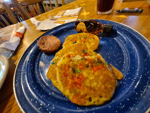 American Restaurant «Cracker Barrel Old Country Store», reviews and photos, 111 Dunson Ln, Davenport, FL 33896, USA