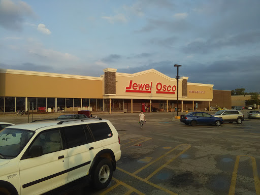 Grocery Store «Jewel-Osco», reviews and photos, 819 S Elmhurst Rd, Des Plaines, IL 60016, USA
