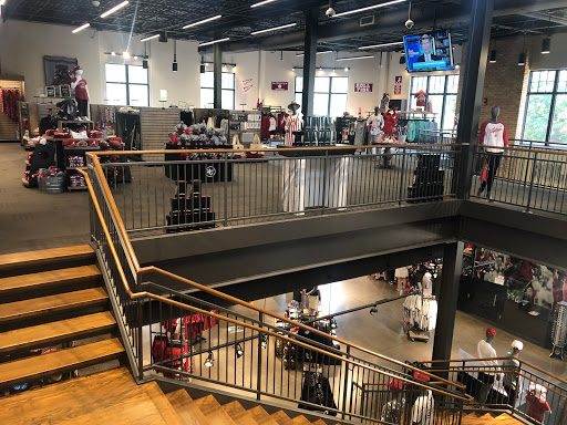 Book Store «University of Alabama Supply Store», reviews and photos, 751 Campus Dr W, Tuscaloosa, AL 35401, USA