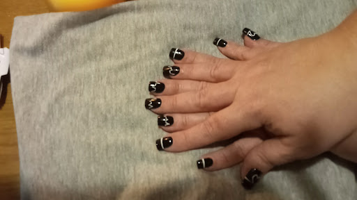 Nail Salon «Tanning & Nails Salon», reviews and photos, 29 Water St, Torrington, CT 06790, USA