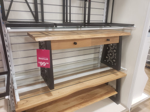 Department Store «T.J. Maxx & HomeGoods», reviews and photos, 7 Neponset St, Worcester, MA 01606, USA