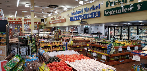 Supermarket «Food Fair La Gran Marqueta», reviews and photos, 946 Market St, Paterson, NJ 07513, USA