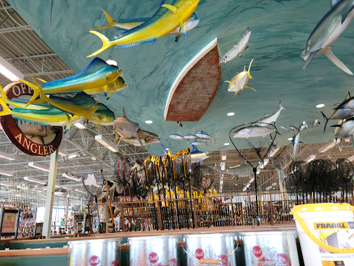 Sporting Goods Store «Bass Pro Shops», reviews and photos, 1972 Power Plant Pkwy, Hampton, VA 23666, USA