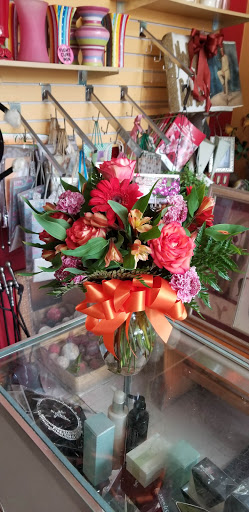 Florist «The Flower Pot & Basket Shop», reviews and photos, 5631 W Madison St, Chicago, IL 60644, USA