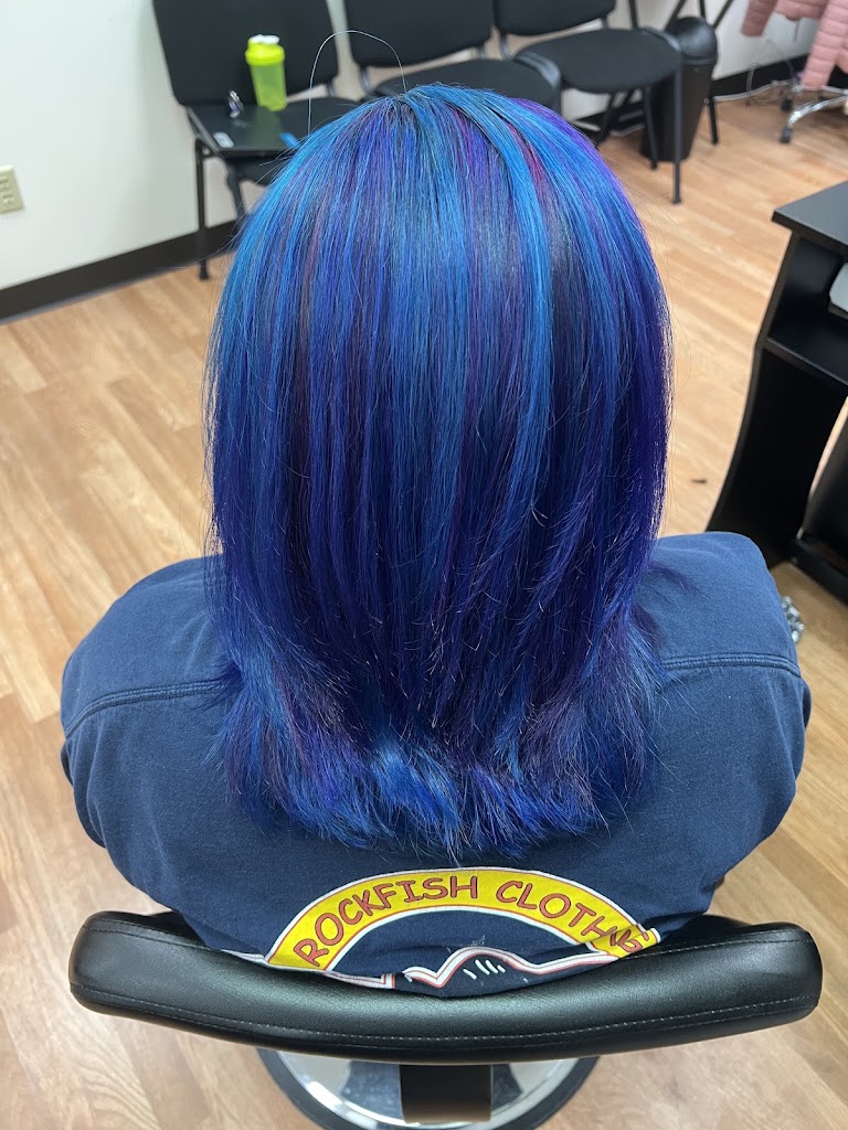 Gercegi's Hair & Nails 45150