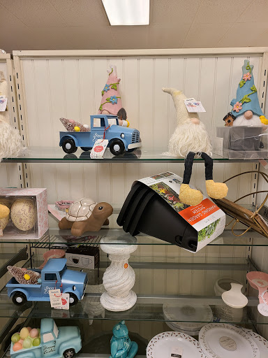 Shopping Mall «Cross Pointe Shopping Center», reviews and photos, 101 E Alex Bell Rd, Centerville, OH 45459, USA