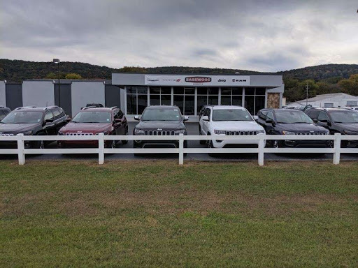 Car Dealer «Basswood Chrysler Dodge Jeep Ram», reviews and photos, 1107 Gault Ave S, Fort Payne, AL 35967, USA