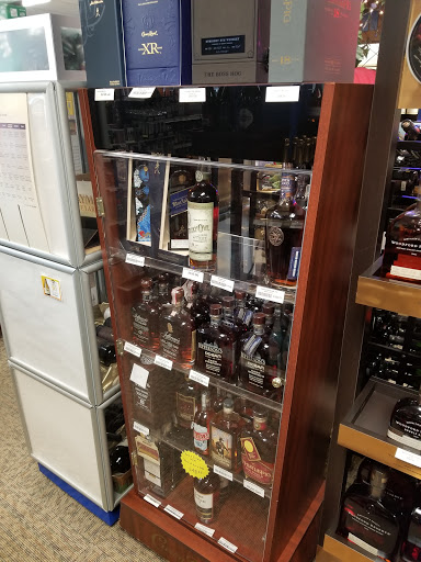 Liquor Store «Northside Liquors», reviews and photos, 821 N Ewing St, Seymour, IN 47274, USA