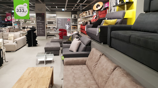 mömax Furniture Store Hannover-Wülfel