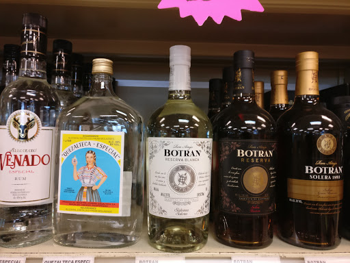 Liquor Store «One O One Liquors & Wine», reviews and photos, 617 E Oakland Park Blvd, Oakland Park, FL 33334, USA