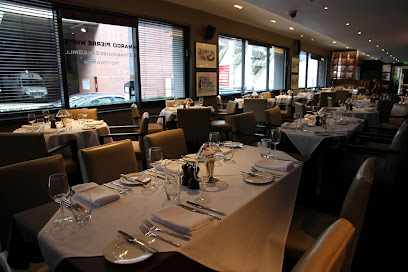 Marco Pierre White Steakhouse Bar & Grill Nottingh - 33 Wollaton St, Nottingham NG1 5FW, United Kingdom