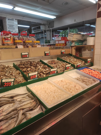 Grocery Store «Sea Land Seafood & Meat Market», reviews and photos, 2502 86th St, Brooklyn, NY 11214, USA