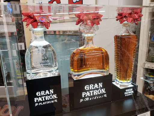 Liquor Store «Rose City Liquor Store», reviews and photos, 7253 NE Sandy Blvd, Portland, OR 97213, USA