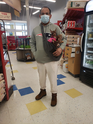 Pet Supply Store «Petco Animal Supplies», reviews and photos, 92 Cluff Crossing Rd, Salem, NH 03079, USA