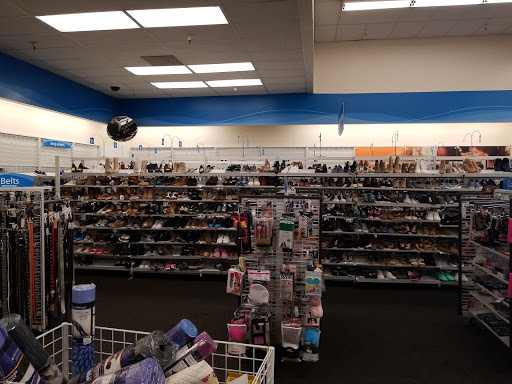 Clothing Store «Ross Dress for Less», reviews and photos, 640 Concar Dr, San Mateo, CA 94402, USA