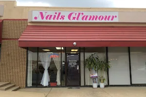 Nails Gl'amour image