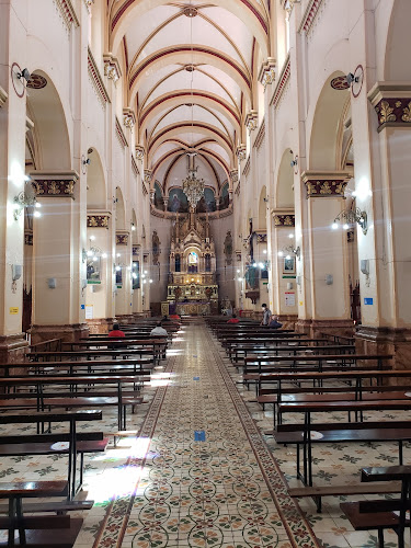 Opiniones de Iglesia Católica San Alfonso - Cuenca en Cuenca - Iglesia