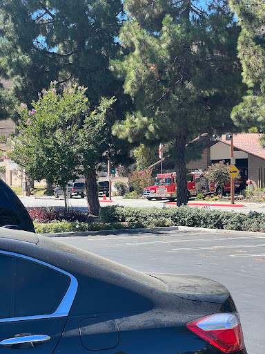 Shopping Mall «Peninsula Shopping Center», reviews and photos, 67 Peninsula Center, Rolling Hills Estates, CA 90274, USA