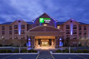 Holiday Inn Express & Suites New Liskeard, an IHG Hotel image