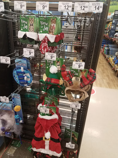 Pet Supply Store «Petco Animal Supplies», reviews and photos, 3201 Bee Cave Rd #117, Austin, TX 78746, USA