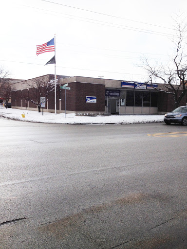 Post Office «United States Postal Service», reviews and photos, 7101 W Gunnison St, Harwood Heights, IL 60706, USA