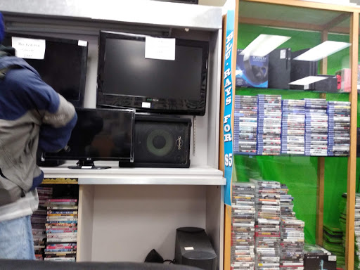 Pawn Shop «Trader Electronics», reviews and photos, 404 Smithfield St, Pittsburgh, PA 15219, USA