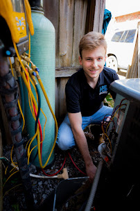Hunter Solutions Air Conditioning and Heating - Photo 8 - Car repair in , Mandeville