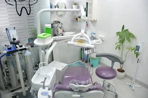 Avani Multispeciality Dental Clinic & Implant centre: Best Dentist ! Best Dental Clinic ! Root Canal.Dentist In Dhanori image