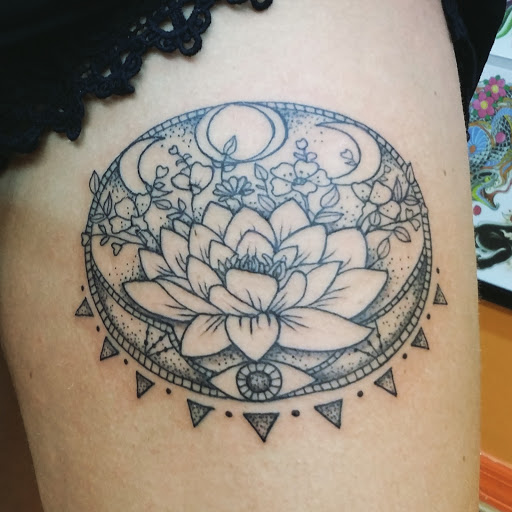 Tattoo Shop «Ft Myers Beach Tattoo Studios», reviews and photos, 1901 Estero Blvd, Fort Myers Beach, FL 33931, USA