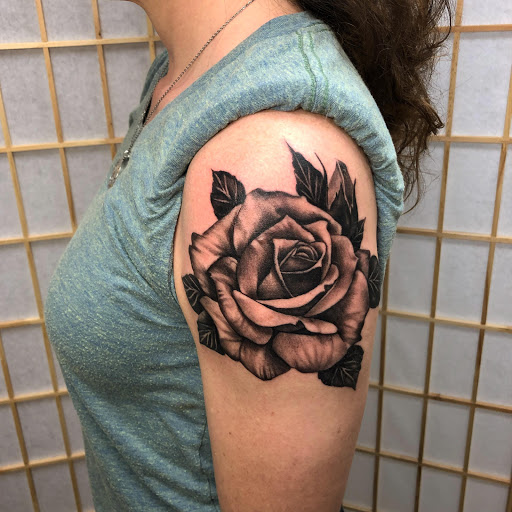 Tattoo Shop «San Antonio Rose Tattoo», reviews and photos, 320 Kitty Hawk Rd, Universal City, TX 78148, USA