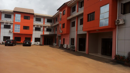 Sun-Ray Hotel & Suites, KM, Benin-Sapele, 10 Edokpolor St, Oghoghobi Town, Benin City, Nigeria, Motel, state Edo