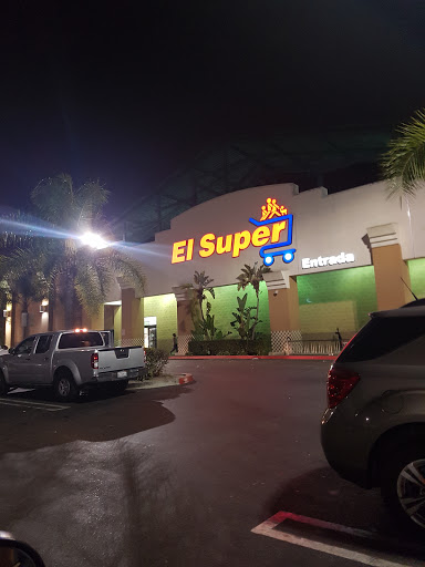 Grocery Store «El Super», reviews and photos, 3700 W McFadden Ave, Santa Ana, CA 92704, USA