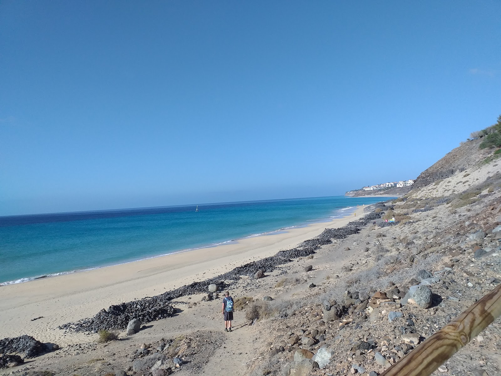 Foto di Playa de Esquinzo con una superficie del sabbia beige fine