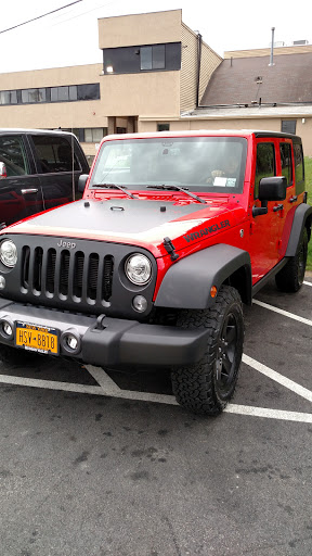 Car Dealer «Hudson Valley Chrysler Dodge Jeep Ram», reviews and photos, 200 Auto Park Pl, Newburgh, NY 12550, USA