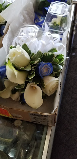 Florist «The Flower Pot & Basket Shop», reviews and photos, 5631 W Madison St, Chicago, IL 60644, USA